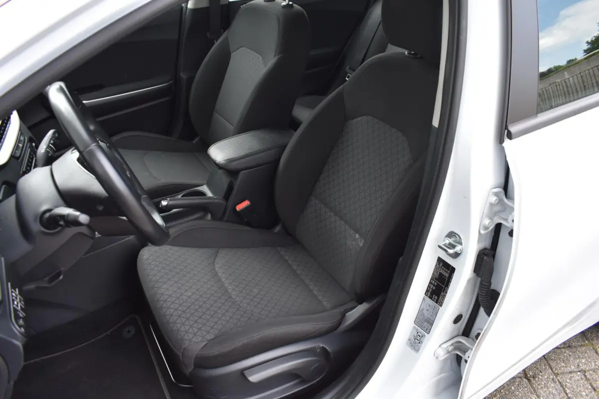 cee'd 1.0 T-GDi ComfortLine | Camera | Cruise Control | Carplay |