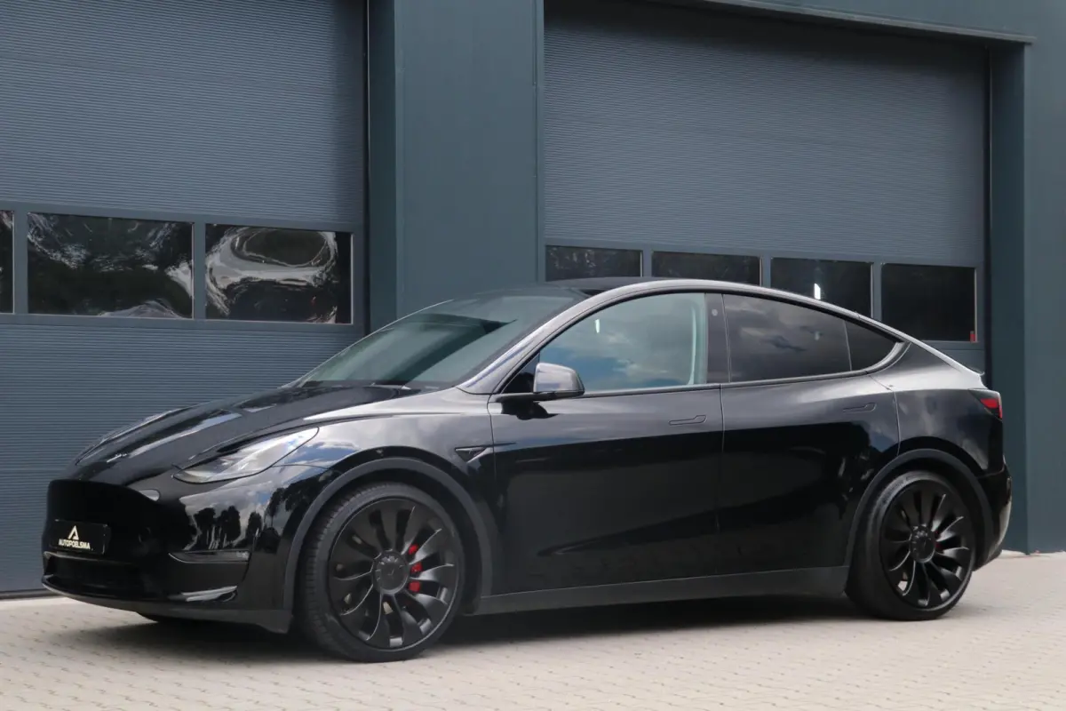 Performance AWD 75 kWh 463PK Warmtepomp 21'Inch Leder AutoPilot BTW 360View 79000KM BJ2023