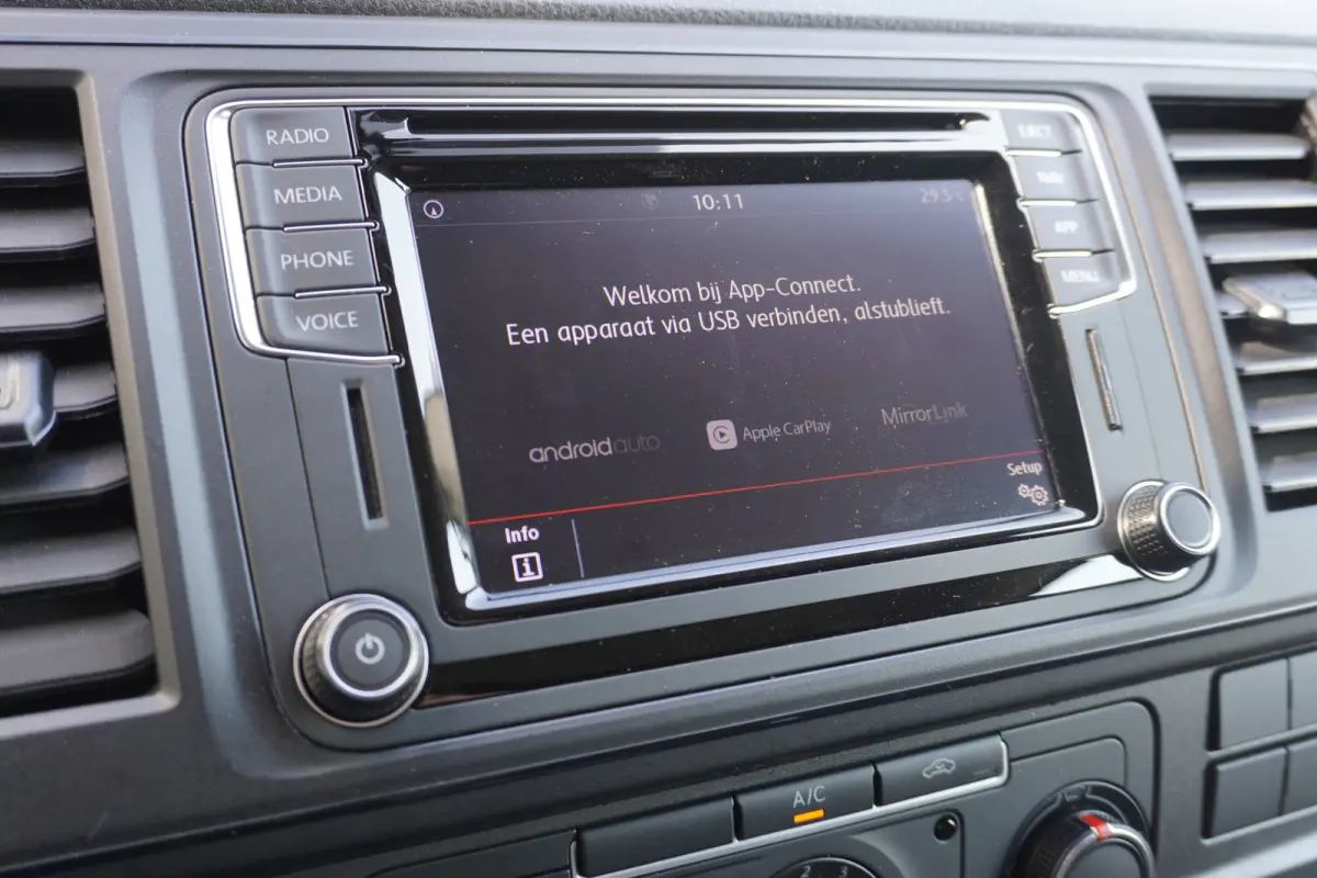 2.0 TDI - EURO 6 - Airco - Navi - Cruise - €10.900,- Excl.