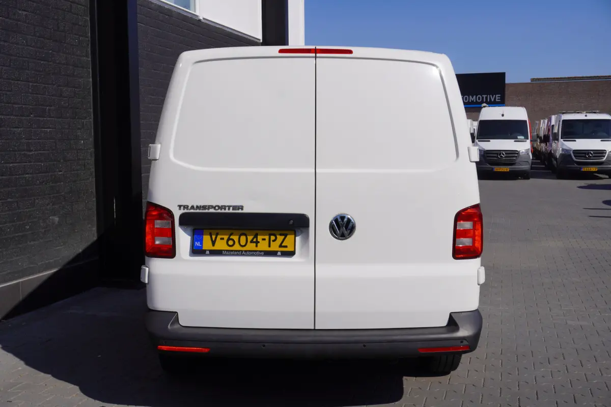 2.0 TDI - EURO 6 - Airco - Navi - Cruise - €10.900,- Excl.