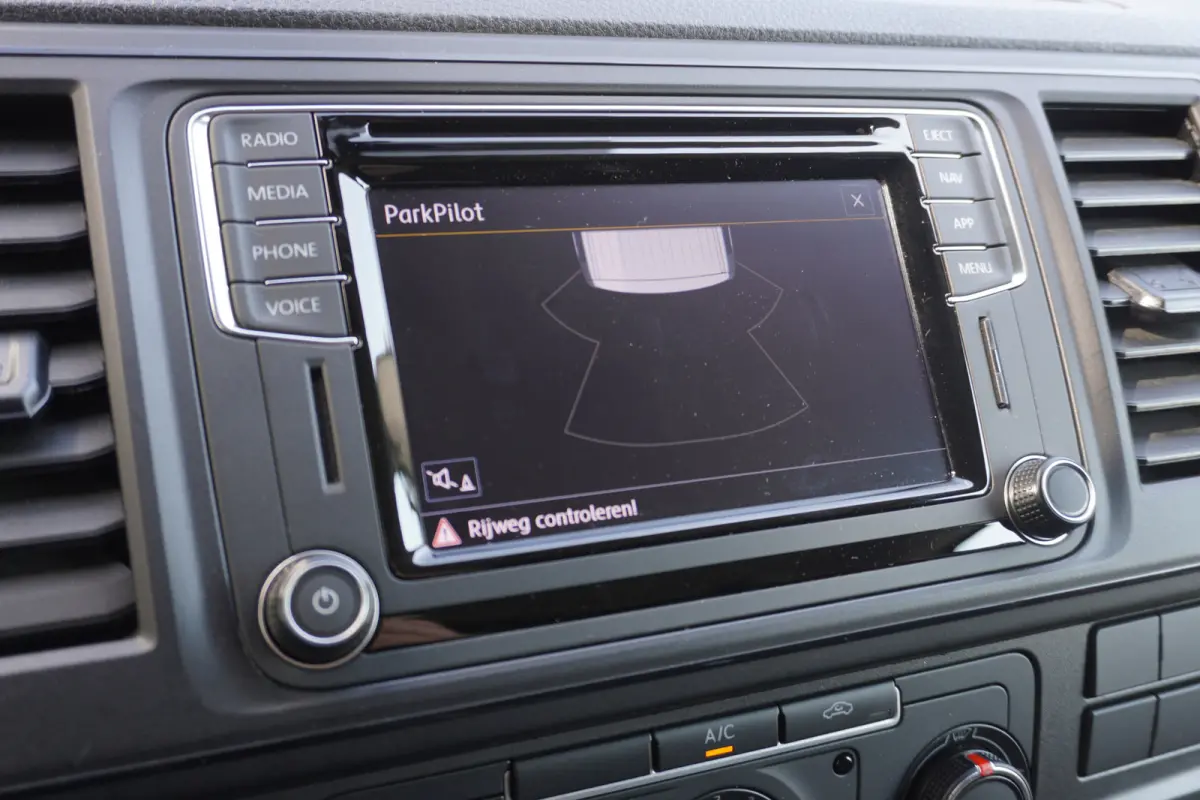 2.0 TDI - EURO 6 - Airco - Navi - Cruise - €10.900,- Excl.