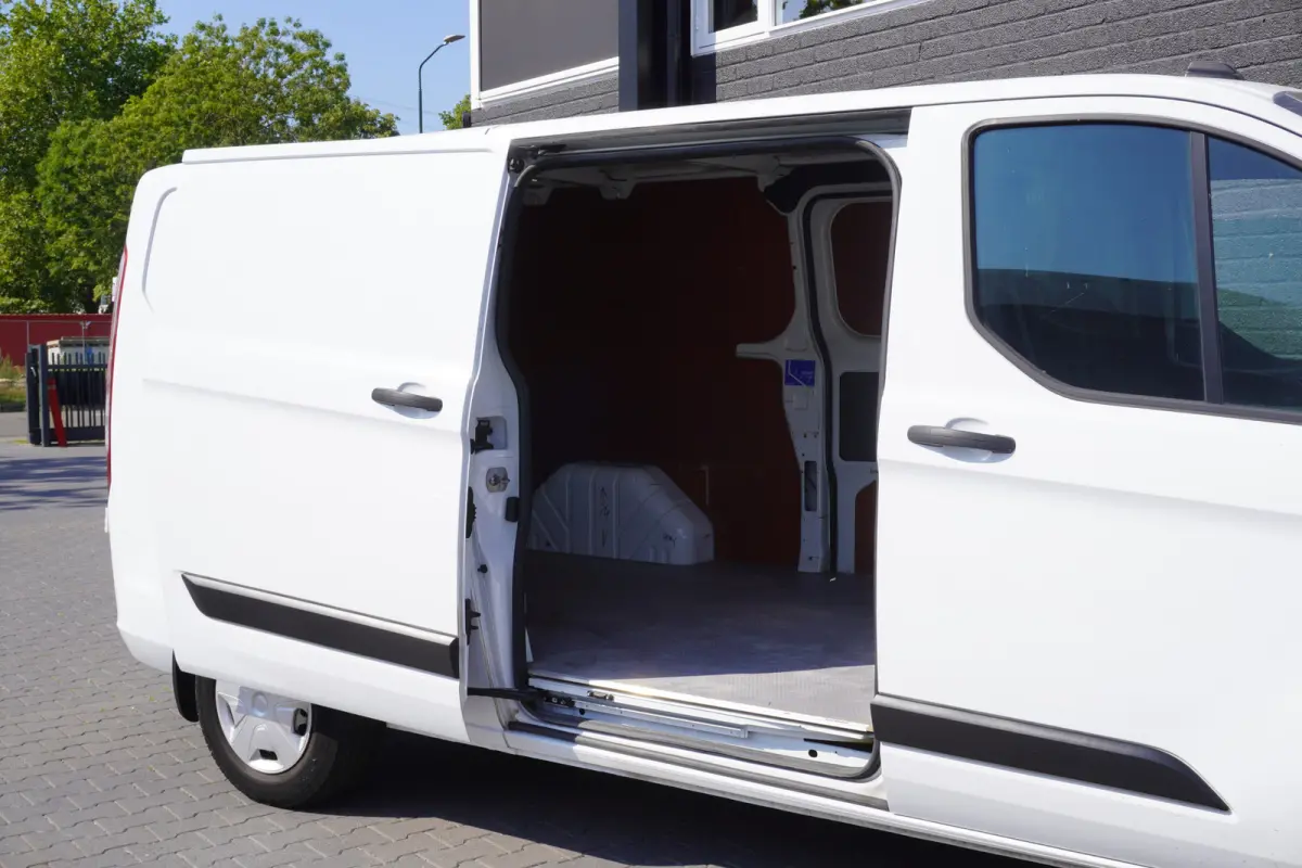 2.0 TDCI 130PK 2x Schuifdeur L2 - EURO 6 - Airco - Navi - Cruise - €13.950,- Excl.