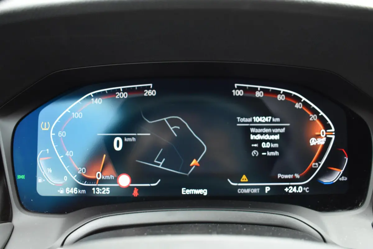 320i Business Edition | Trekhaak | Carplay | Cruise Control |
