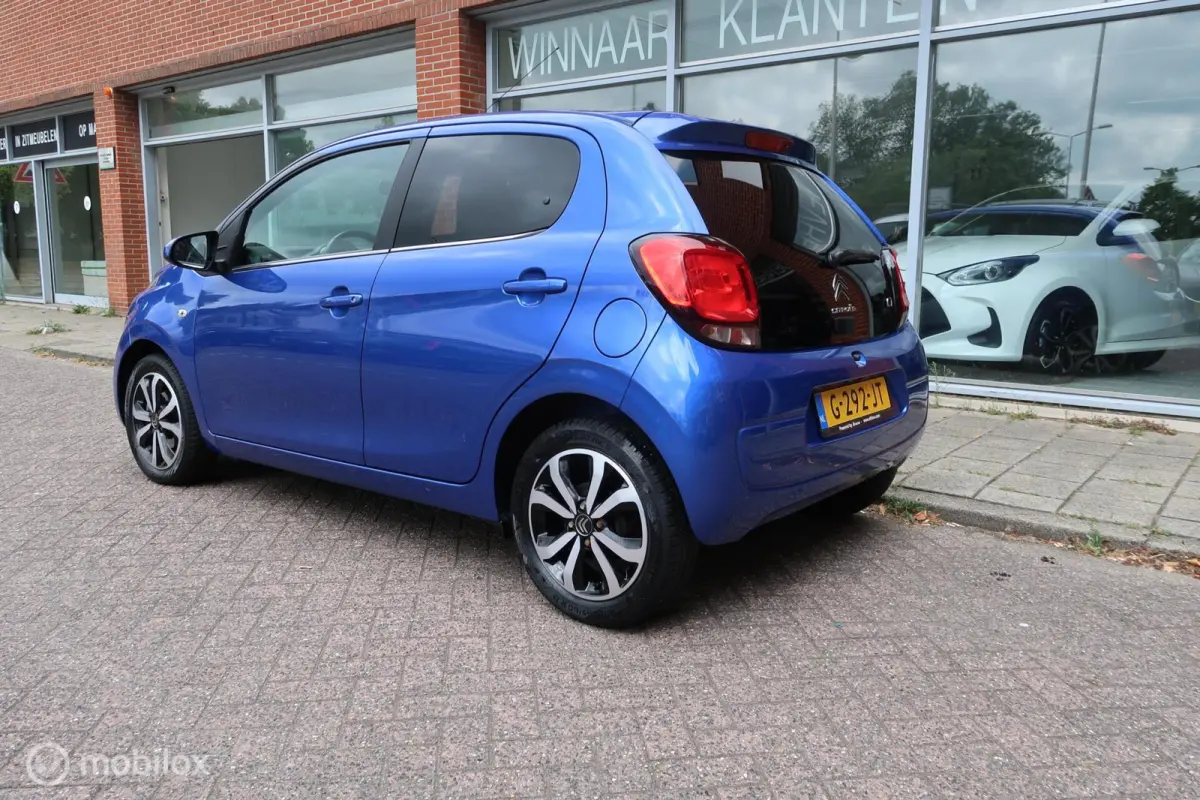 1.0 VTi Shine Carplay Cruise Control Climate