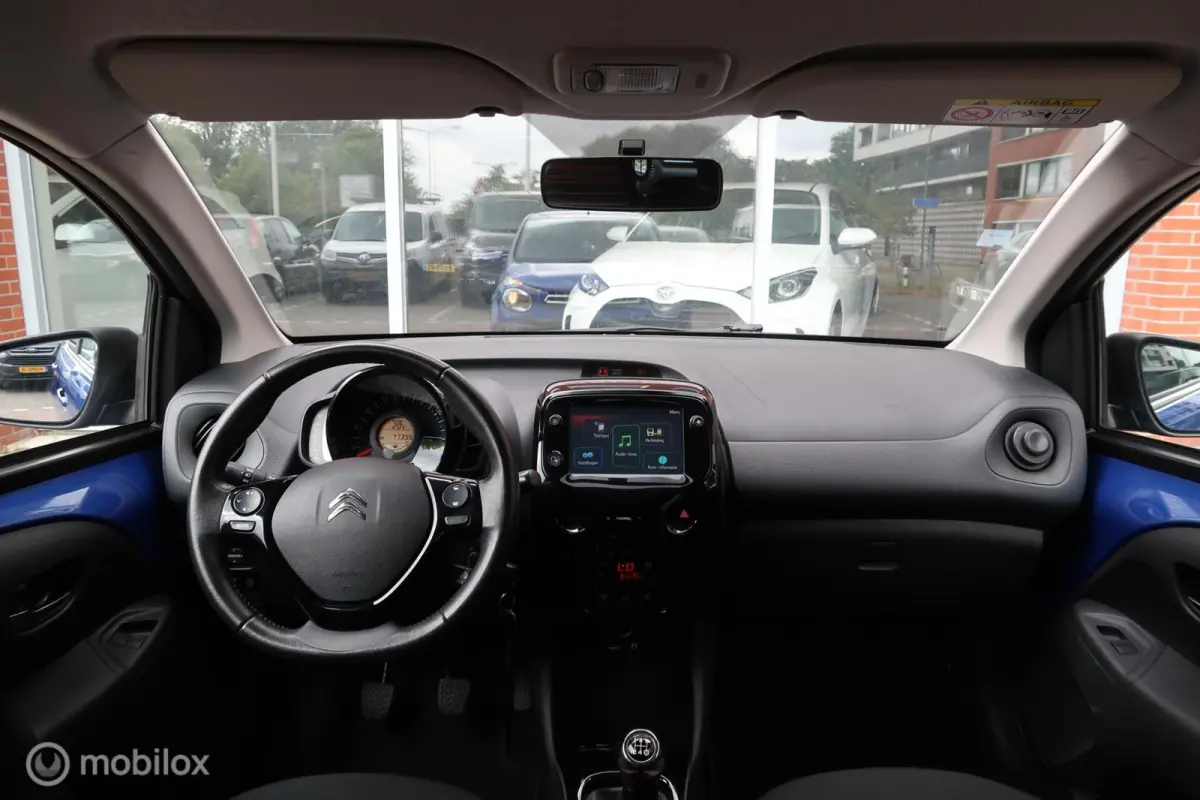 1.0 VTi Shine Carplay Cruise Control Climate