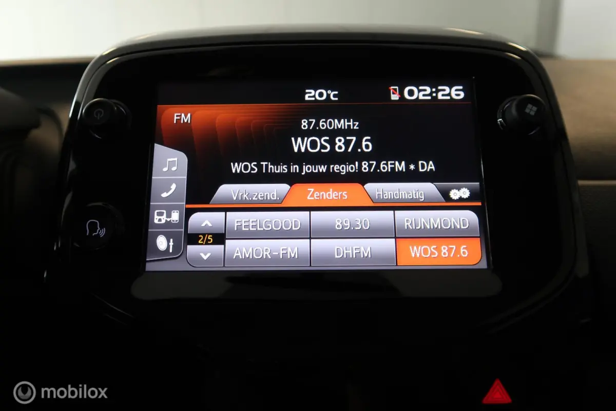 1.0 VTi Shine Carplay Cruise Control Climate