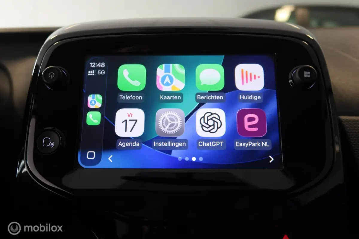 1.0 VTi Shine Carplay Cruise Control Climate