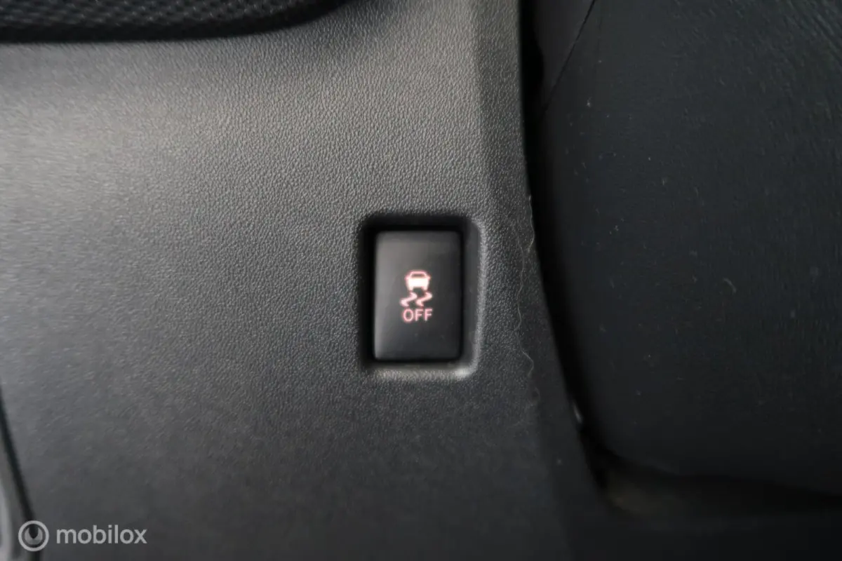 1.0 VTi Shine Carplay Cruise Control Climate