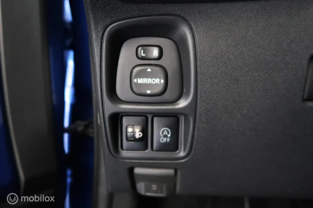 1.0 VTi Shine Carplay Cruise Control Climate