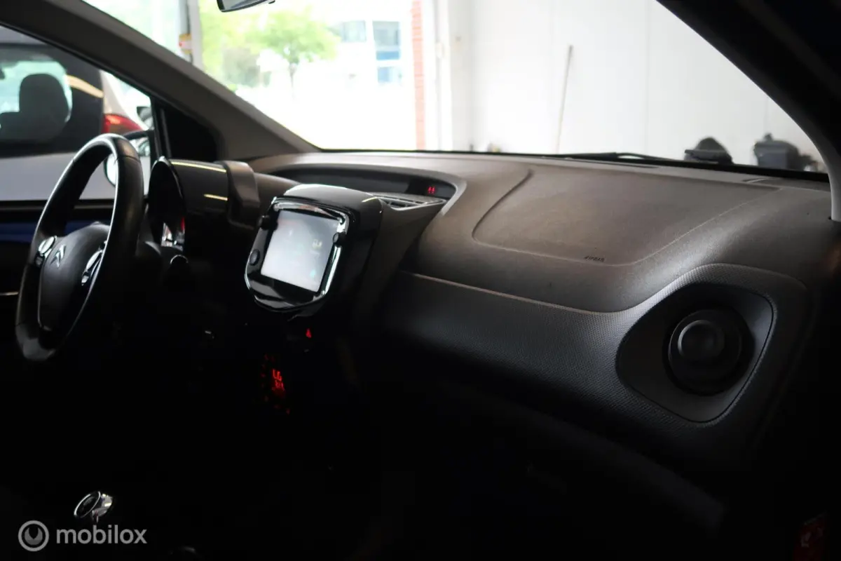 1.0 VTi Shine Carplay Cruise Control Climate