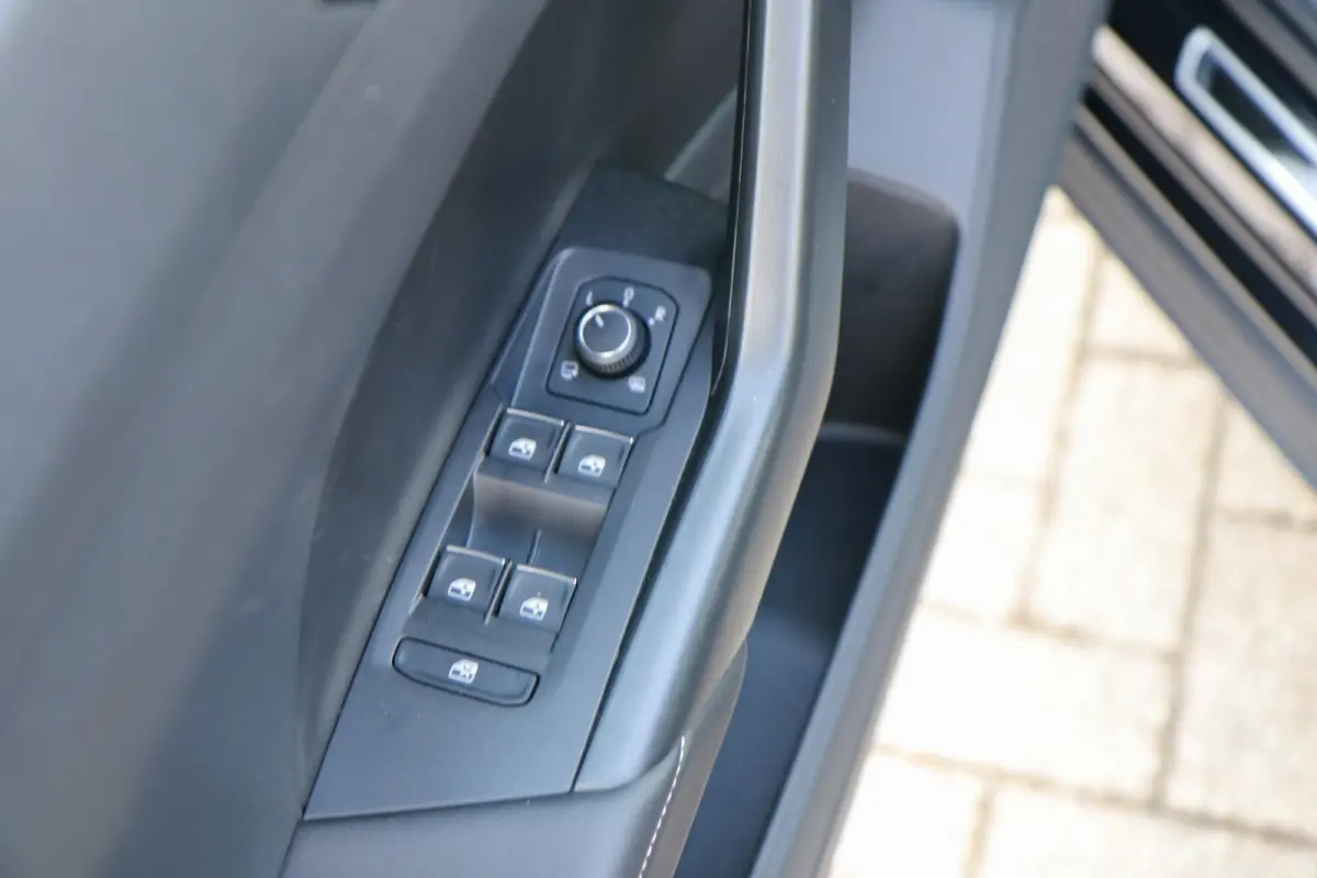 1.0 TSI 95pk Goal | Navigatie | App Connect | Stoelverwarming | Clima | Parkeersensoren