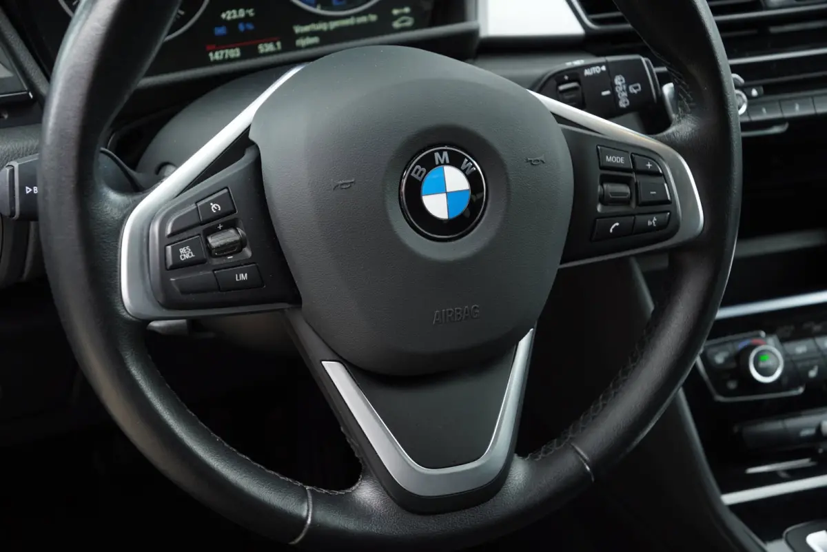 225xe iPerformance Executive 2016|PHEV Automaat|Executive|Xenon|Navi|Stoelverwarming|Hybride