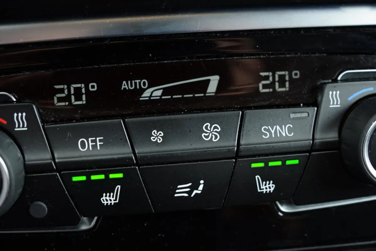 225xe iPerformance Executive 2016|PHEV Automaat|Executive|Xenon|Navi|Stoelverwarming|Hybride