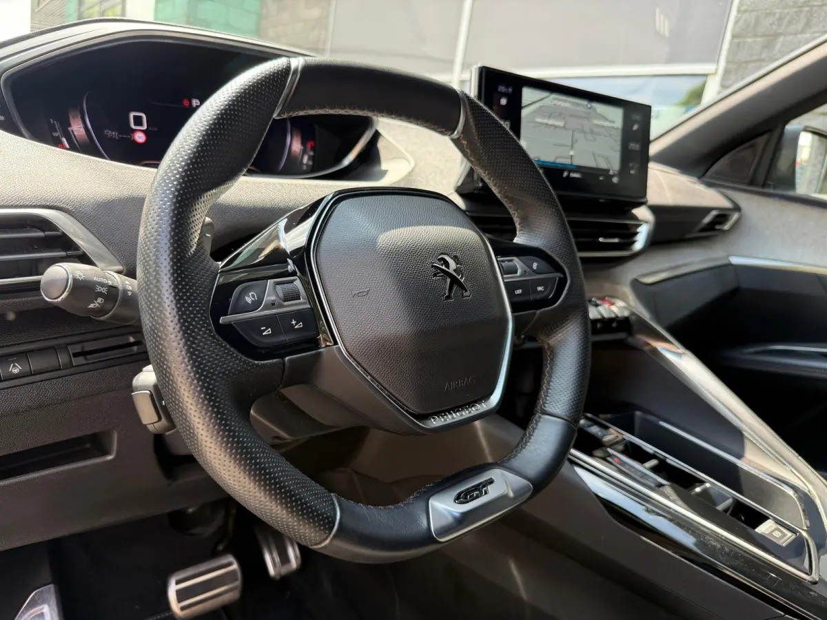 1.2 PureTech GT | 360 camera | Alcantara | Ambient | 18inch | Apple Carplay | ACC | Top staat! |