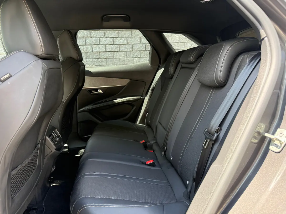 1.2 PureTech GT | 360 camera | Alcantara | Ambient | 18inch | Apple Carplay | ACC | Top staat! |