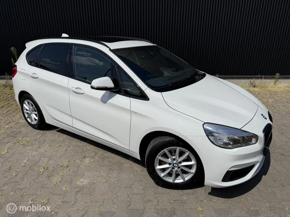 218i Luxury Hoge instap NIEUWSTAAT