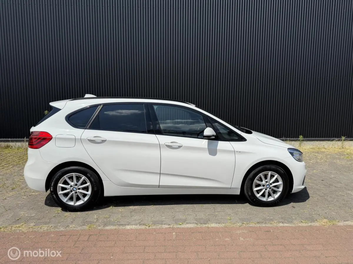 218i Luxury Hoge instap NIEUWSTAAT