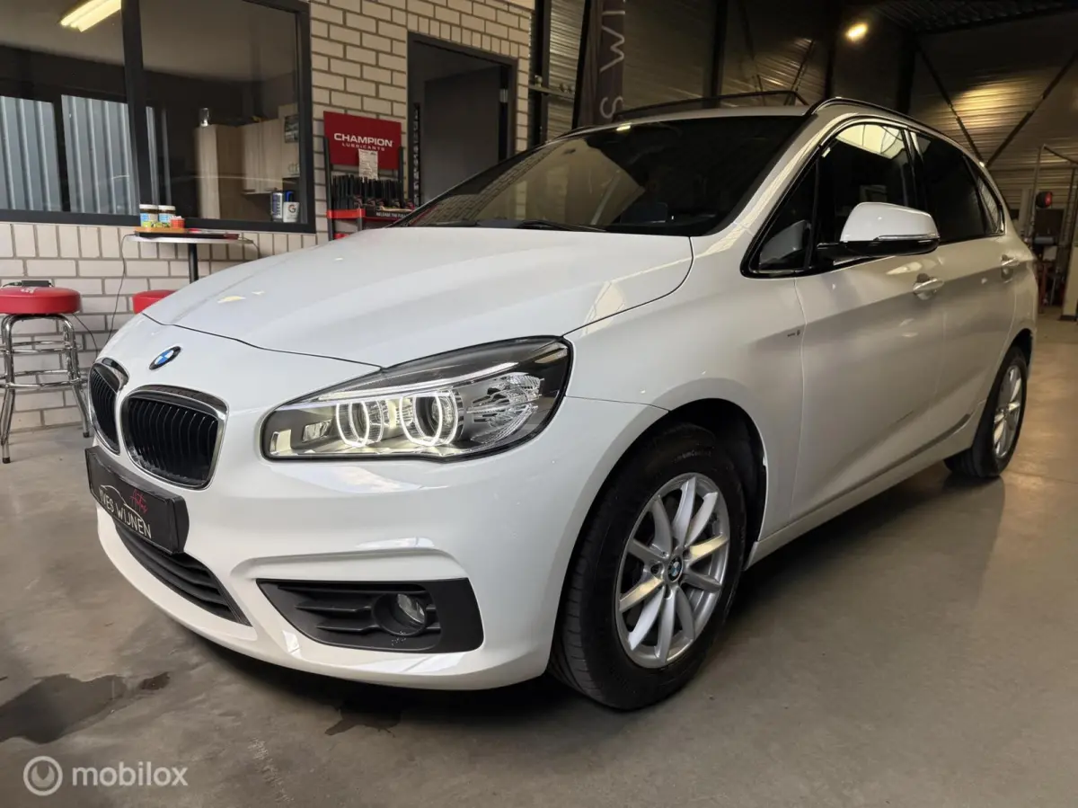 218i Luxury Hoge instap NIEUWSTAAT