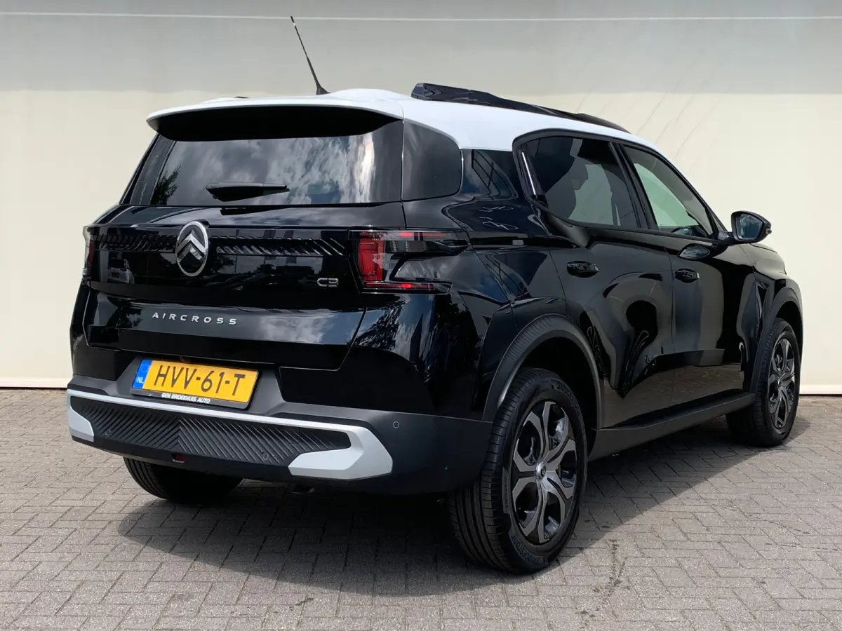 1.2 Turbo 100pk Plus Airco | AppleCarPlay/ Android Auto | Camera | DAB | LED | PDC Achter |