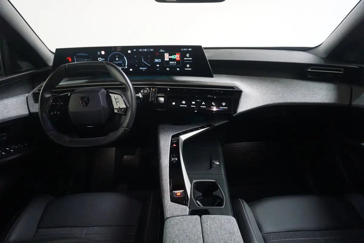 1.2 Hybrid 136 Allure 19" LMV | Afneembare trekhaak | half-leder | Adaptive Cruise | Driver assist pack |