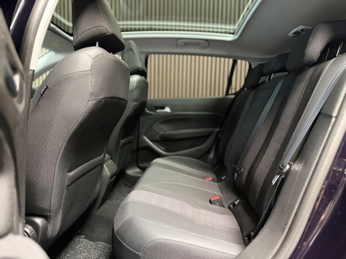 1.2 PureTech Allure | Panorama | Carplay | Riem v.v. | NL Auto