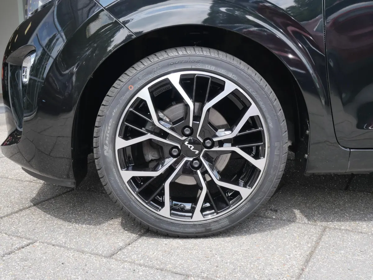 1.0 DPi DynamicPlusLine | 16'' LM | Clima | Navi | Camera | Carplay | Keyless |