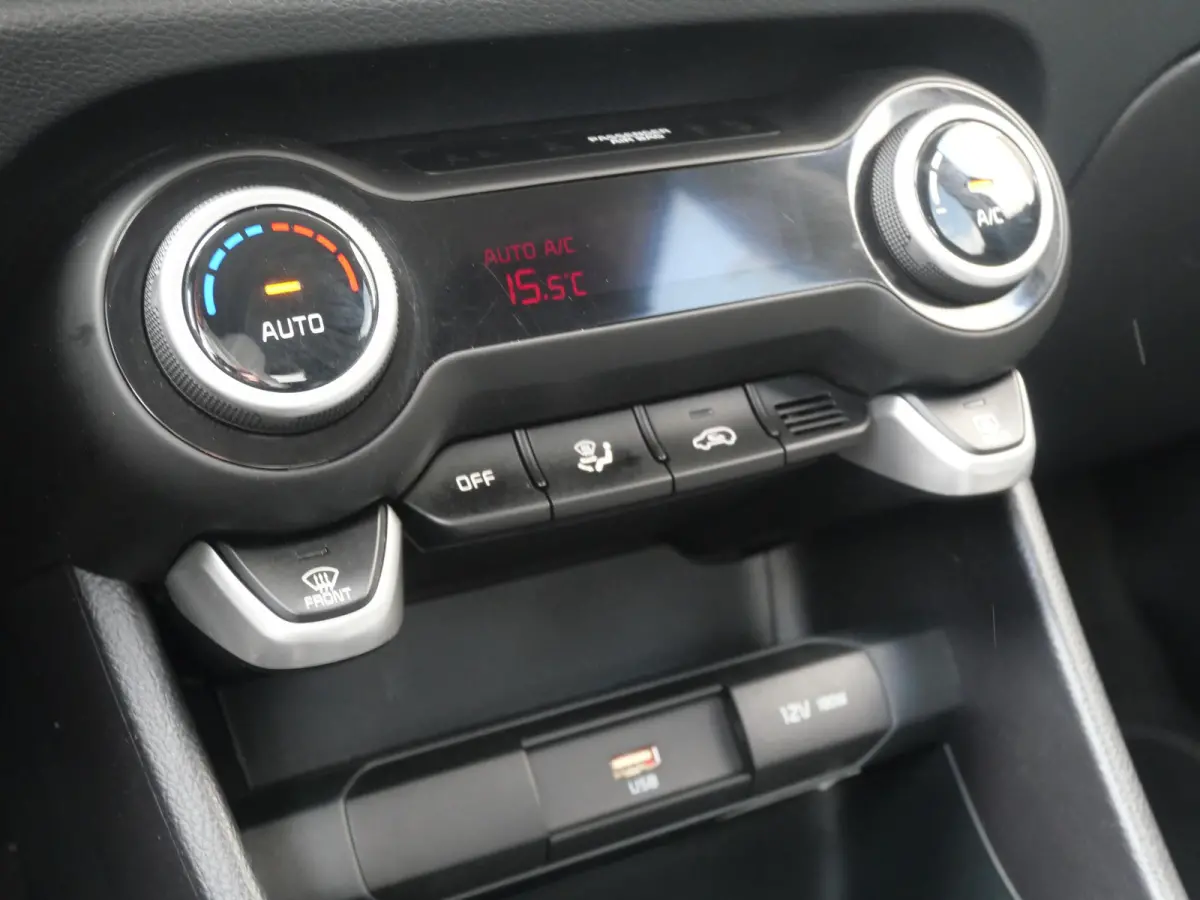 1.0 DPi DynamicPlusLine | 16'' LM | Clima | Navi | Camera | Carplay | Keyless |