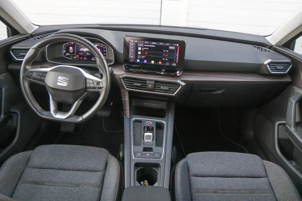 1.4 TSI eHybrid 204pk PHEV Ecellence | SoH 95% | Navigatie | Full Link | Achteruitrijcamera | Stoelverwarming