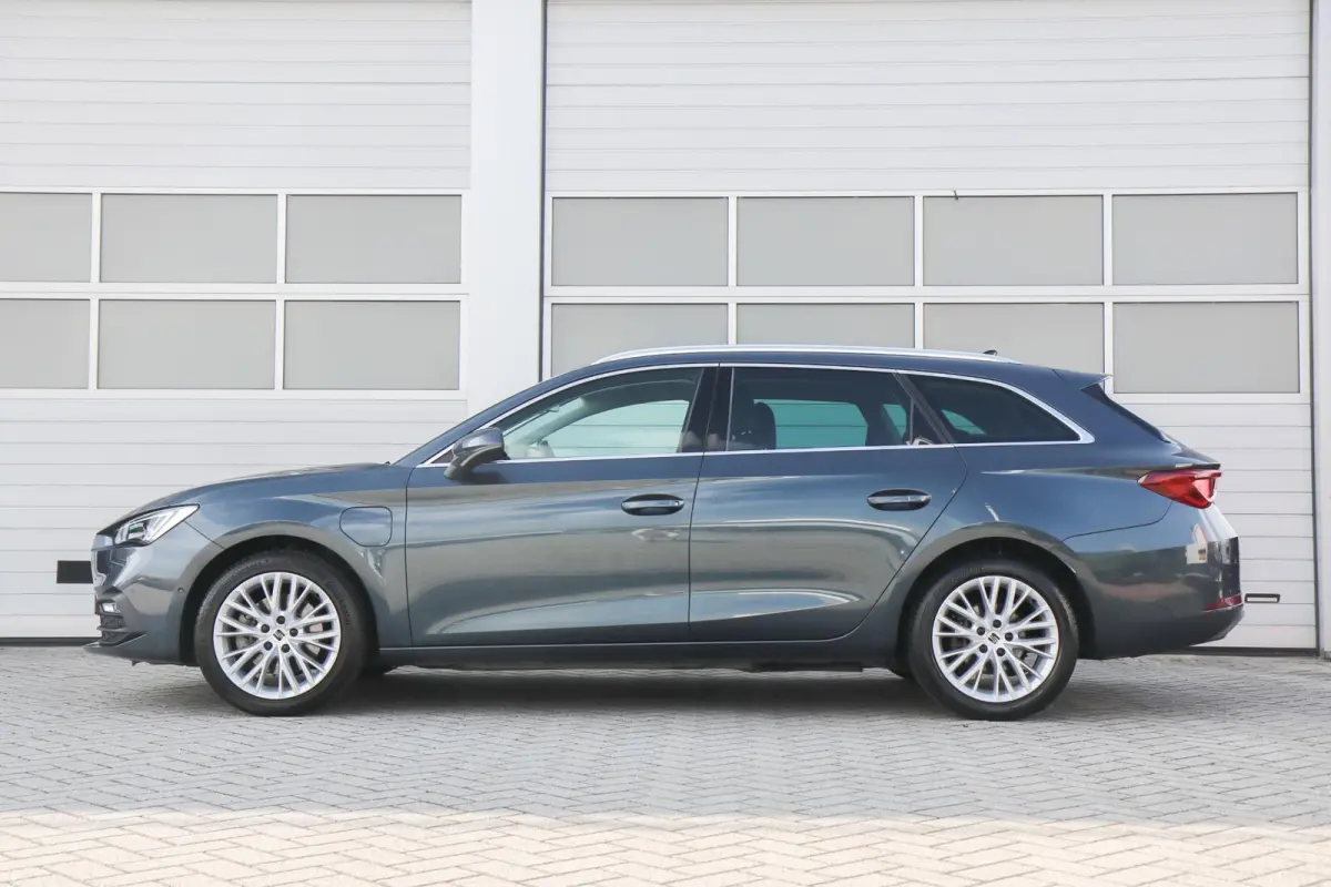 1.4 TSI eHybrid 204pk PHEV Ecellence | SoH 95% | Navigatie | Full Link | Achteruitrijcamera | Stoelverwarming