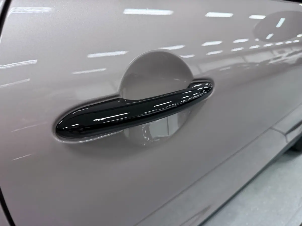 1.5 Cooper BLACK-EDITION 136PK 17''DAB/ NAVI/CRUISE/ECC/PDC/CARPLAY/SPORTSTOELEN///