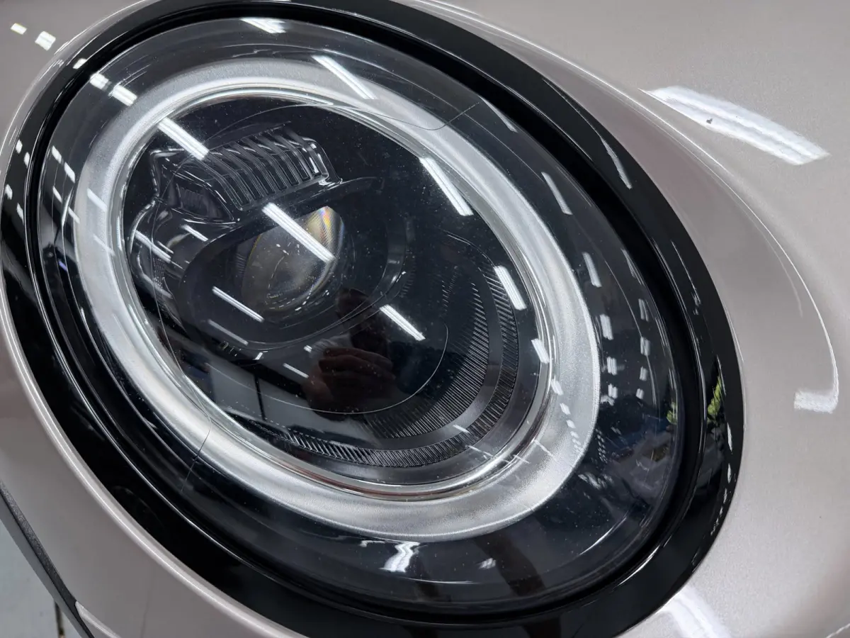 1.5 Cooper BLACK-EDITION 136PK 17''DAB/ NAVI/CRUISE/ECC/PDC/CARPLAY/SPORTSTOELEN///
