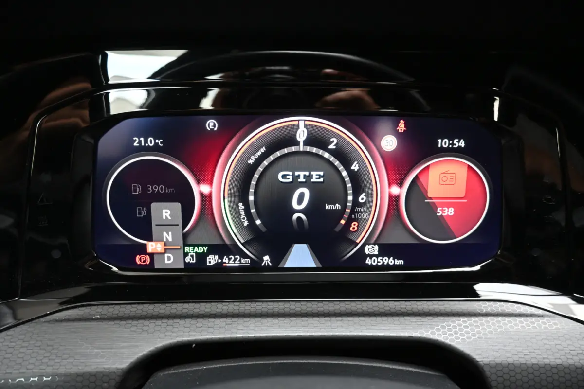 1.4 eHybrid GTE 245 pk | IQ-Light | Pano | Apple-Carplay |