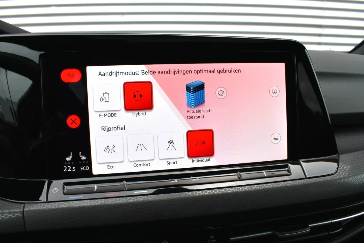 1.4 eHybrid GTE 245 pk | IQ-Light | Pano | Apple-Carplay |