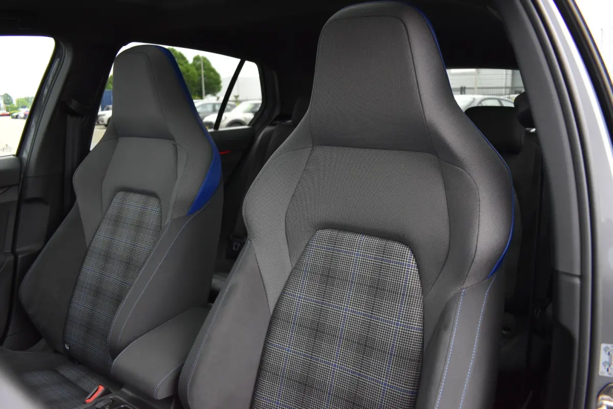 1.4 eHybrid GTE 245 pk | IQ-Light | Pano | Apple-Carplay |