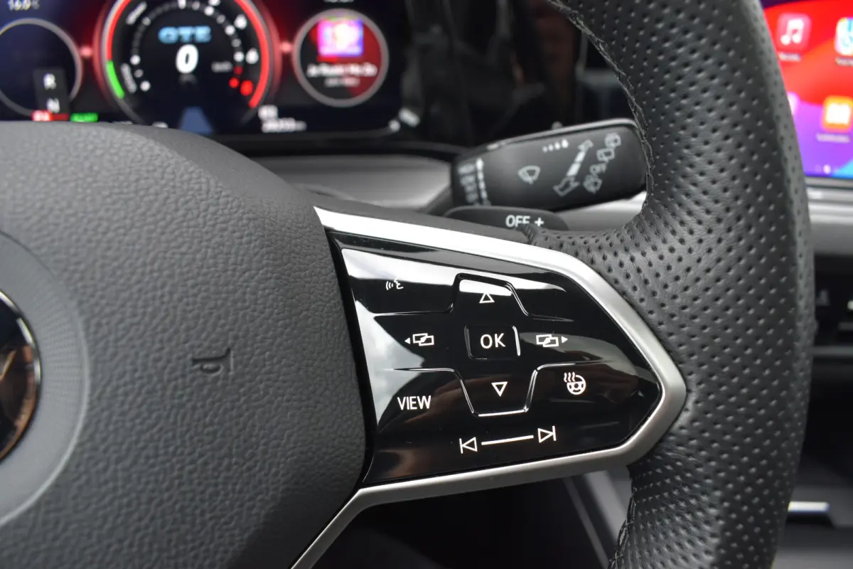 1.4 eHybrid GTE 245 pk | IQ-Light | Pano | Apple-Carplay |