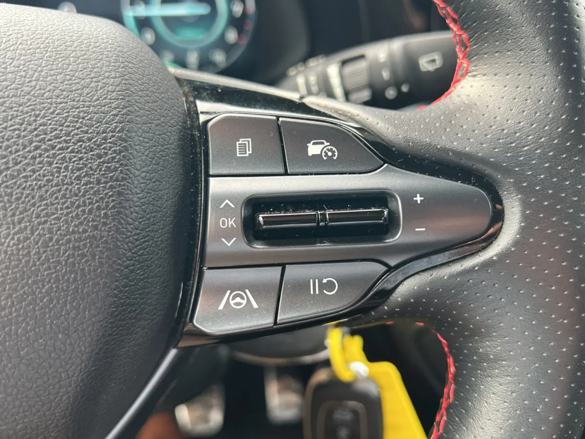 1.0 T-GDI 100pk N-Line | Camera | Climate controle | Carplay | Premium audio | Cruise controle | Navigatie | 17'' velgen | Dodehoek detectie | Parkeersensoren