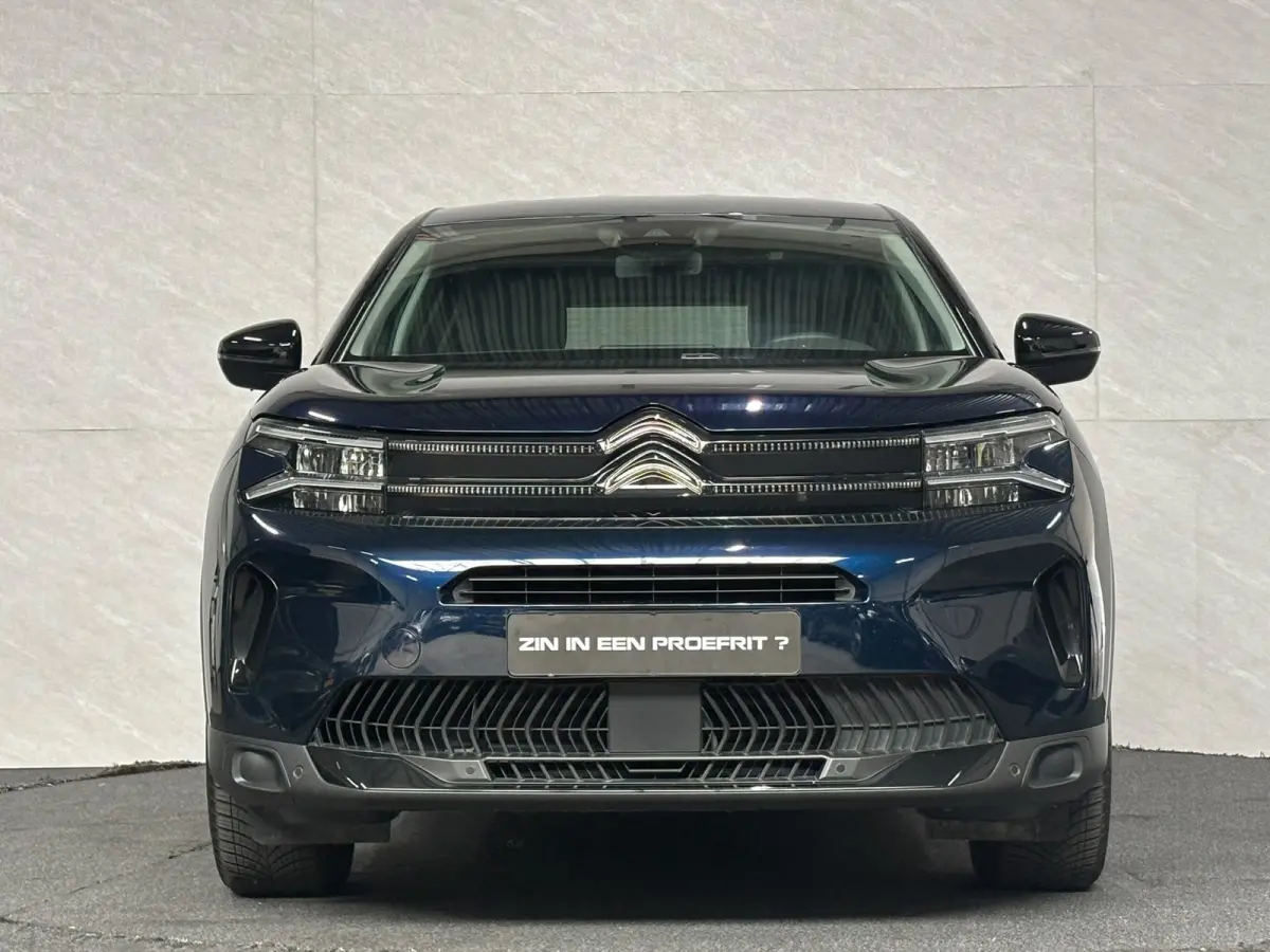 1.2 HYBRID 136PK 360 Camera Carplay