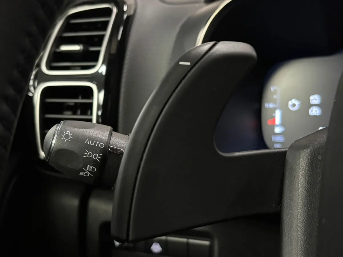 1.2 HYBRID 136PK 360 Camera Carplay