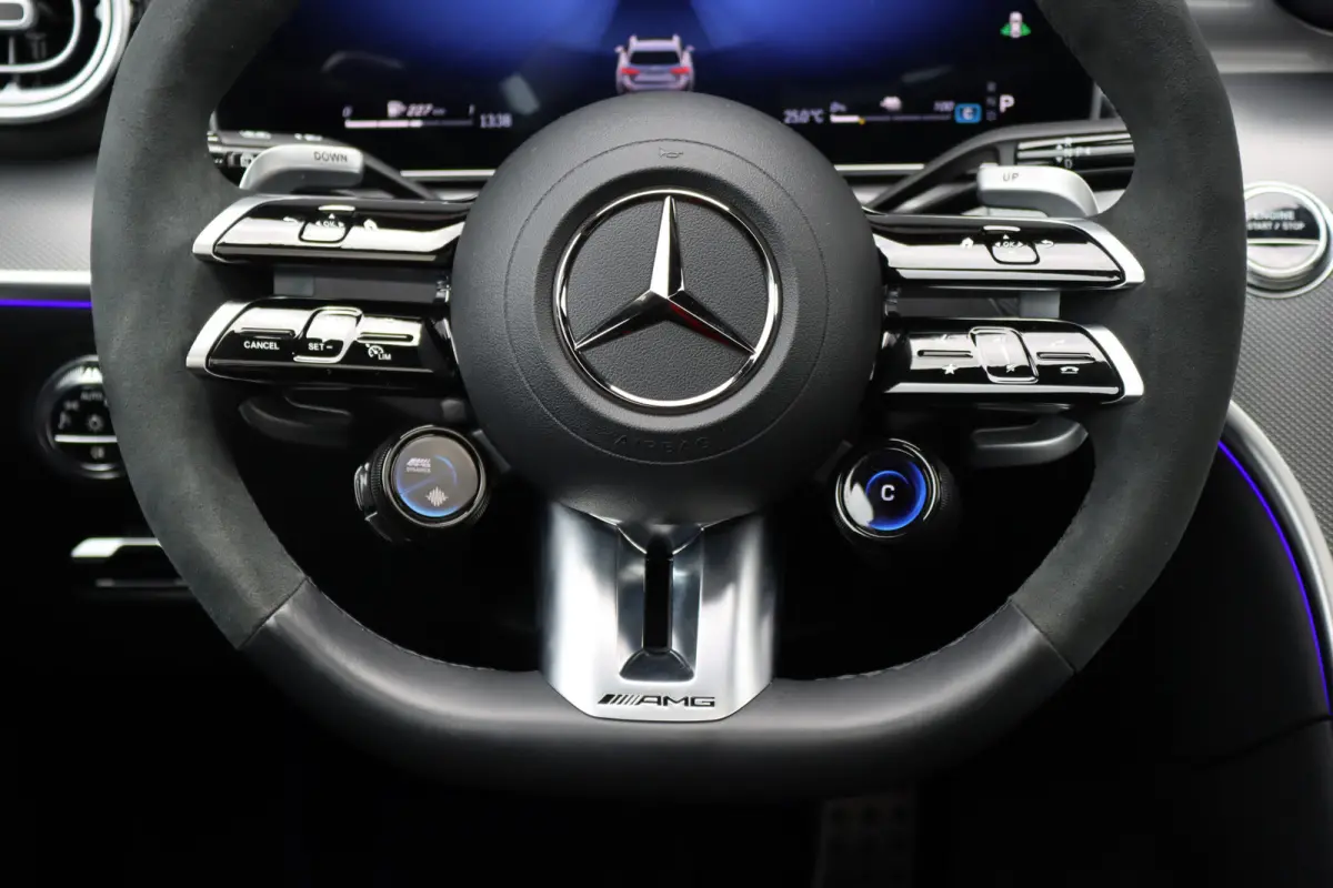 AMG 63 S E Performance | 680 pk | Achterasbesturing | Distronic+ | AMG Drivers Package | Memory | Burmester | AMG Performance Stoelen | AMG-Aero Pakket | HUD | Digital Light |