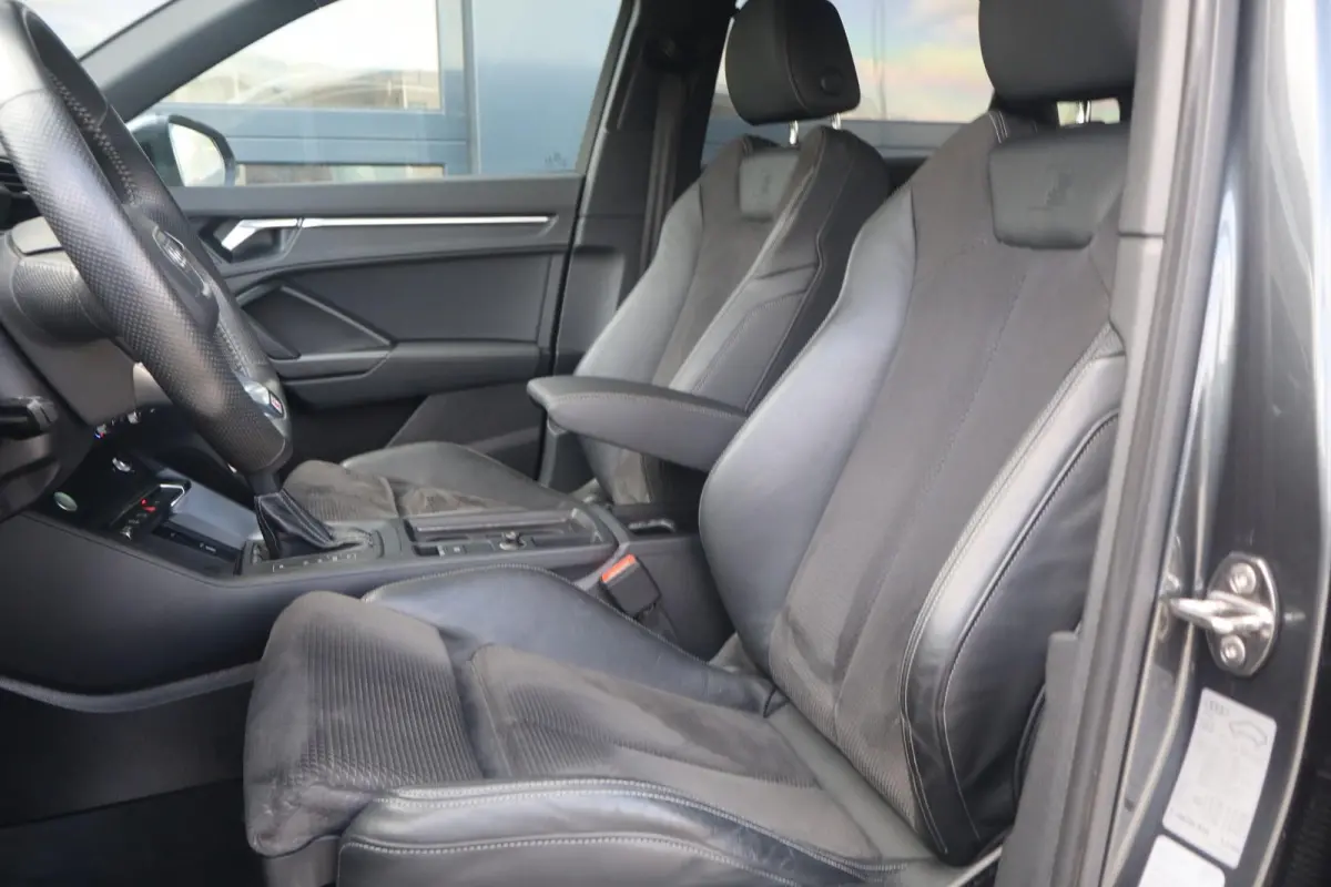 45 TFSI 230pk S-tronic quattro S Line edition one | Trekhaak Wegklapbaar | 2.100kg Trekgewicht | Achteruitrijcamera | Matrix LED