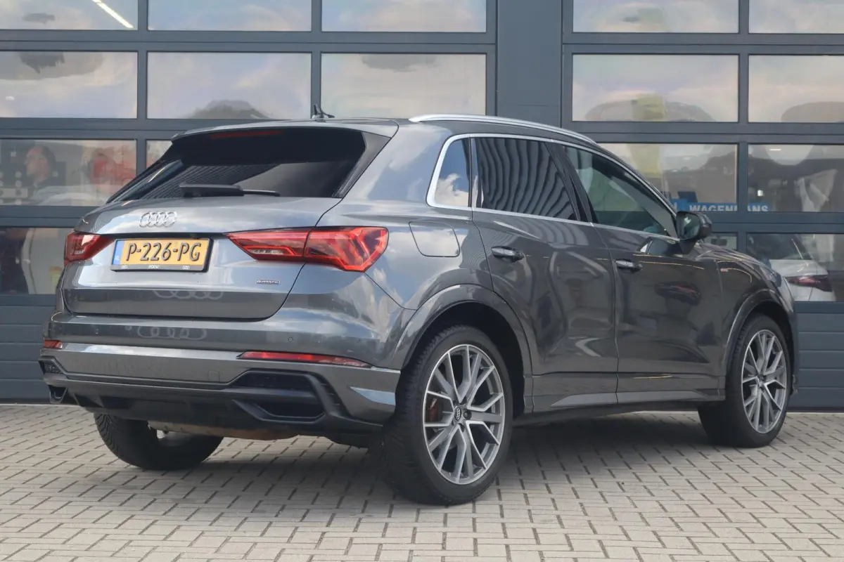 45 TFSI 230pk S-tronic quattro S Line edition one | Trekhaak Wegklapbaar | 2.100kg Trekgewicht | Achteruitrijcamera | Matrix LED