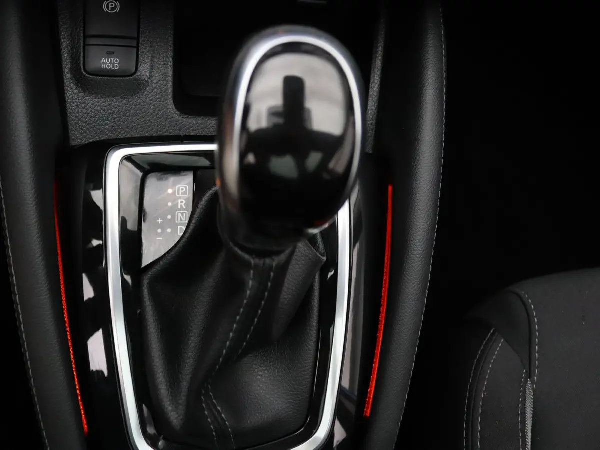 160pk DIG-T Design Edition Apple Carplay/Android Auto | Panoramadak