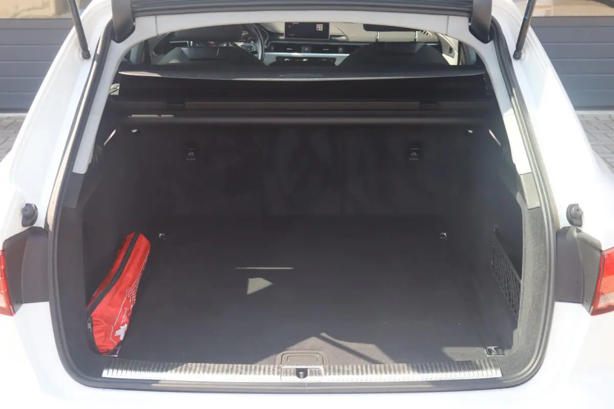 2.0 TFSI 190pk S-tronic ultra Design Pro Line Plus | Trekhaak | Digitale cockpit | Stoelverwarming | Elektr. Achterklep