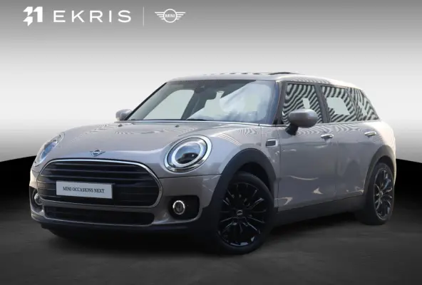 Cooper | Classic + Panodak + Apple Carplay + Verwarmbare Voorstoelen + Climate Control + LED Koplampen + 17" Net Spoke Zwart