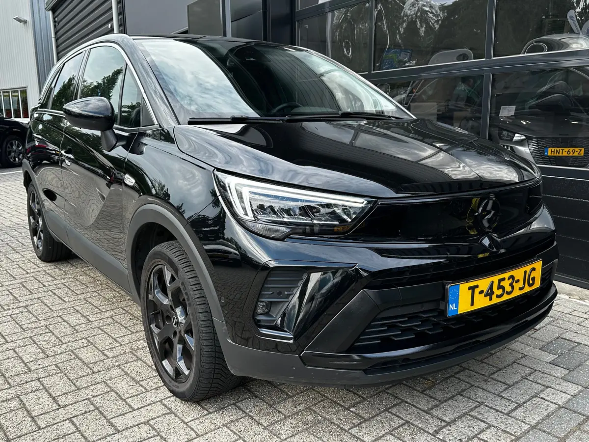 1.2 Turbo 130 PK GS Line AUTOMAAT | TREKHAAK| AGR-COMFORTSTOEL| NAVIGATIE + APPLE CARPLAY/ANDROID AUTO| DODEHOEK DETECTIE| CAMERA + PARKEERSENSOREN| KEYLESS ENTRY/START|