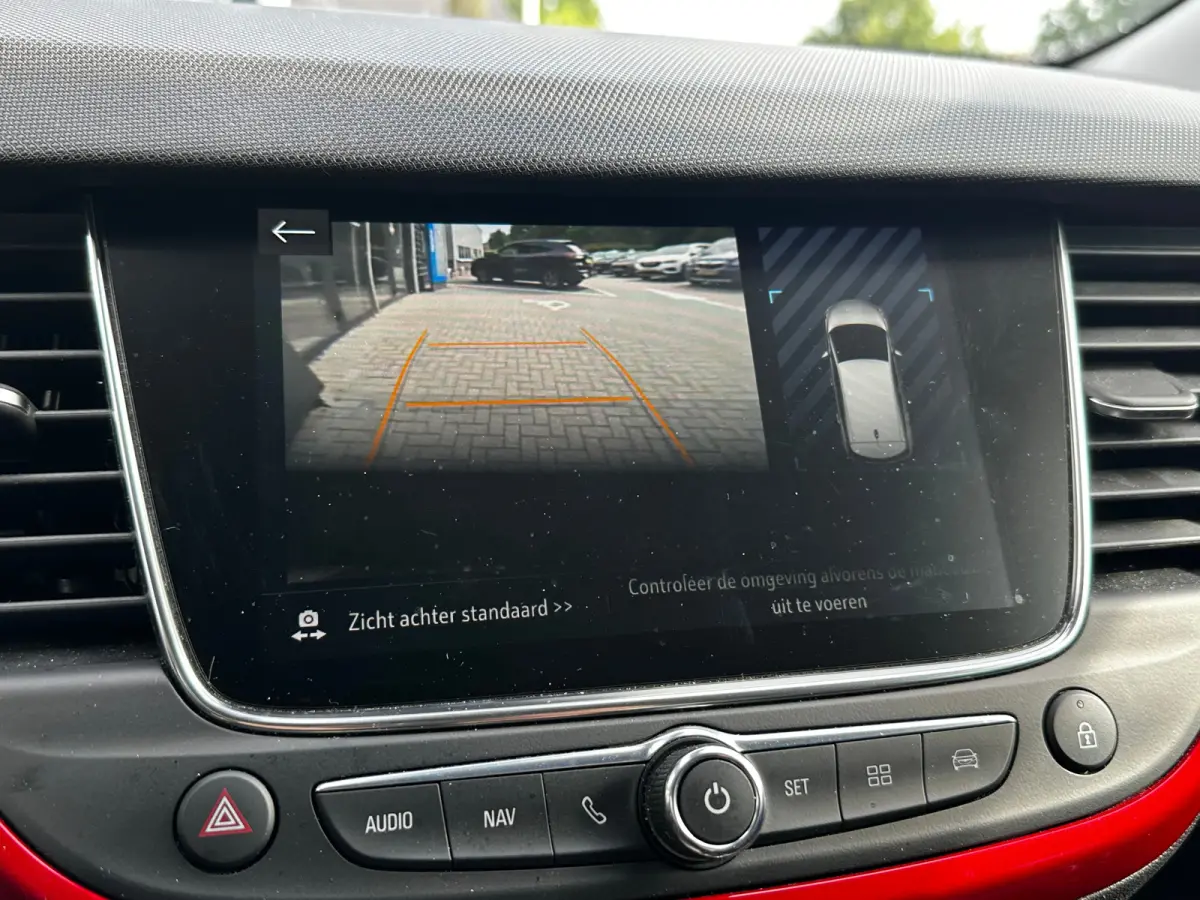 1.2 Turbo 130 PK GS Line AUTOMAAT | TREKHAAK| AGR-COMFORTSTOEL| NAVIGATIE + APPLE CARPLAY/ANDROID AUTO| DODEHOEK DETECTIE| CAMERA + PARKEERSENSOREN| KEYLESS ENTRY/START|