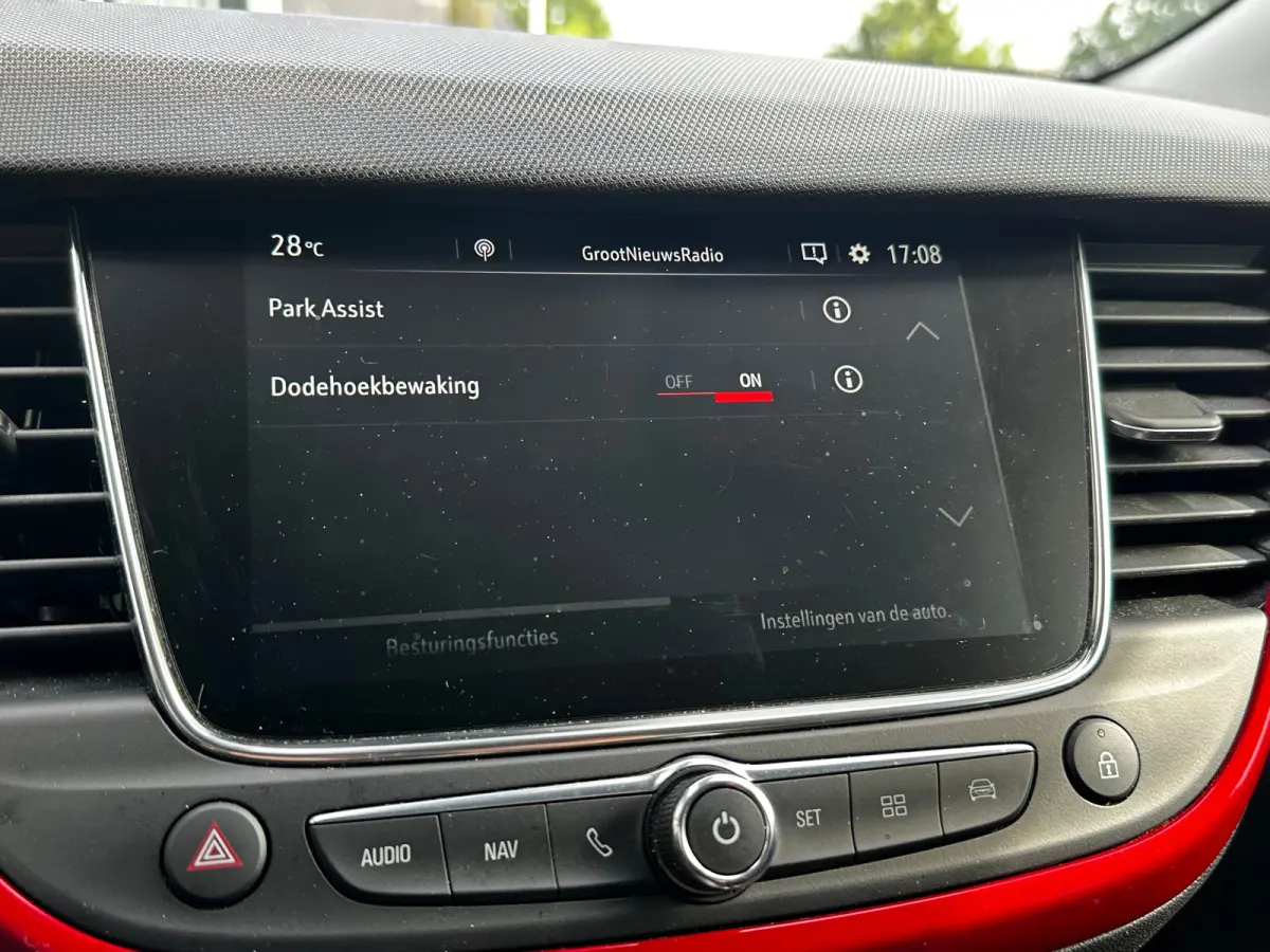 1.2 Turbo 130 PK GS Line AUTOMAAT | TREKHAAK| AGR-COMFORTSTOEL| NAVIGATIE + APPLE CARPLAY/ANDROID AUTO| DODEHOEK DETECTIE| CAMERA + PARKEERSENSOREN| KEYLESS ENTRY/START|