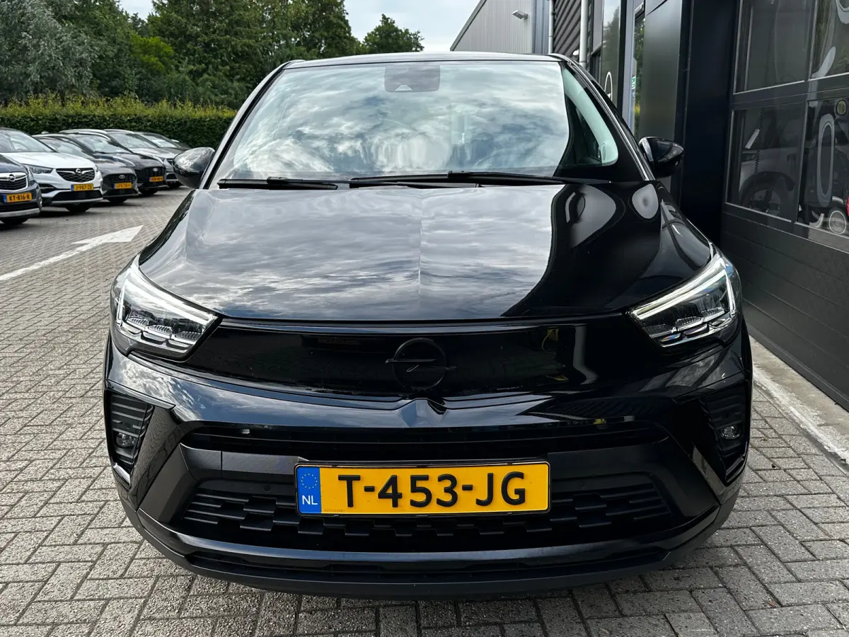 1.2 Turbo 130 PK GS Line AUTOMAAT | TREKHAAK| AGR-COMFORTSTOEL| NAVIGATIE + APPLE CARPLAY/ANDROID AUTO| DODEHOEK DETECTIE| CAMERA + PARKEERSENSOREN| KEYLESS ENTRY/START|