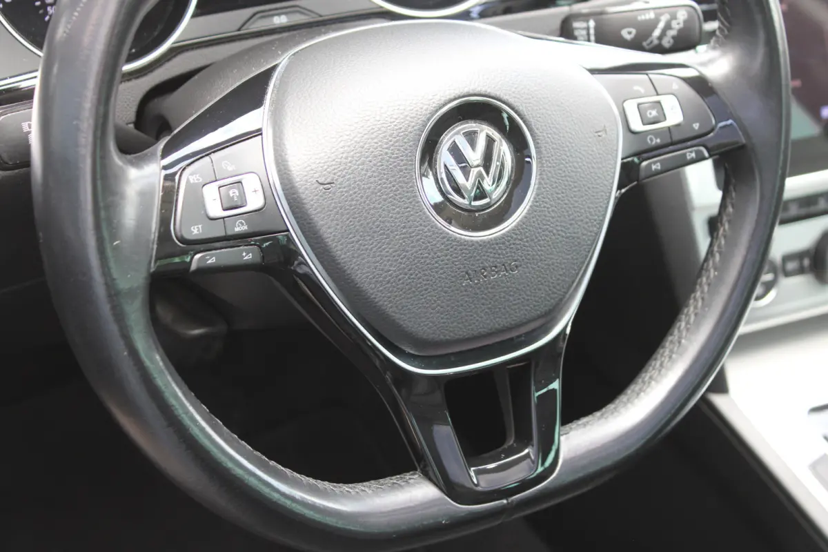 1.4 TSI Comfortline Business PANORAMADAK LEDER TREKHAAK CAMERA