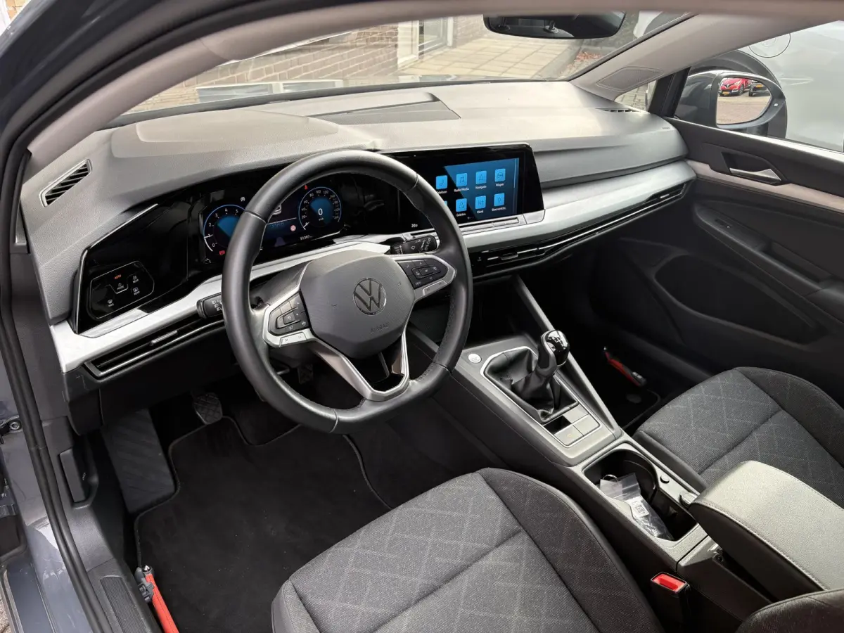 1.0 TSI LIFE NAVI/LED/CARPLAY/ACC-CRUISE/VIRTUAL DASH/NL-AUTO/1E EIG.